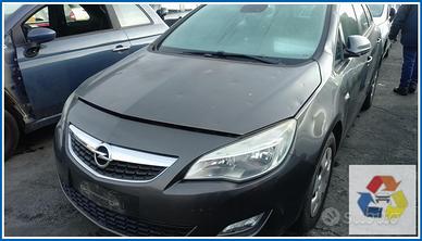 Ricambi Usati OPEL Astra J SW 2011