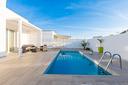 casa-a-mancaversa-con-piscina-a600-mt-dal-mare