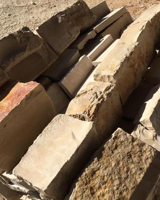 Angoli a L Squadrati in Pietra di Trani da Rivest