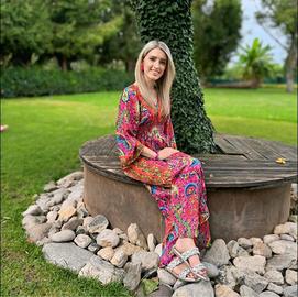 Segretaria, impiegata, commessa