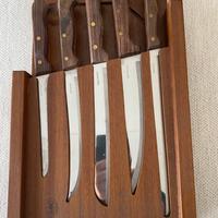 Tagliere con coltelli assortiti AMC