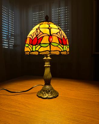 Lampada Da Tavolo Stile Liberty - Casa/Ufficio