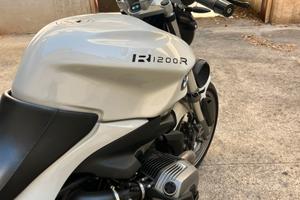 Moto BMW R1200R