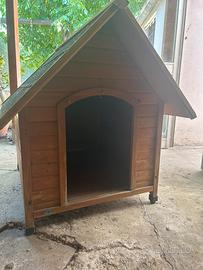 Casetta in legno per cani