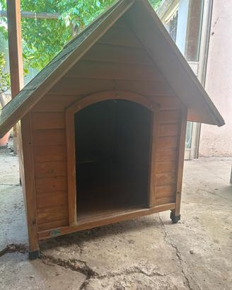 Casetta in legno per cani