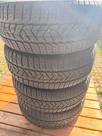 215/55r17 4 pneumatici Neve
