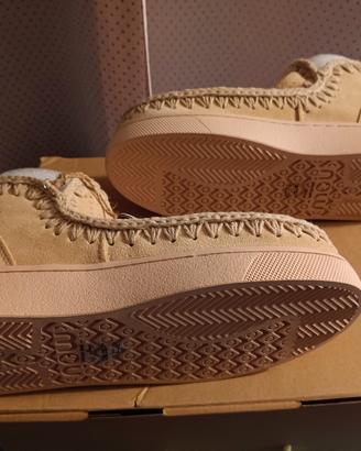 scarpe Mou 