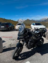 CT MOTO MT800 Explorer