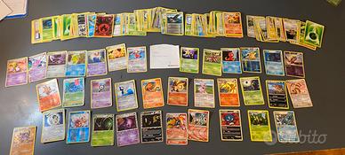 Lotto 200+ carte Pokémon con 35 carte rare