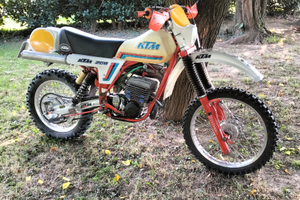 Ktm gs 250