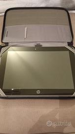 Tablet HP con custodia
