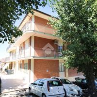 4 LOCALI A PORTO SAN GIORGIO