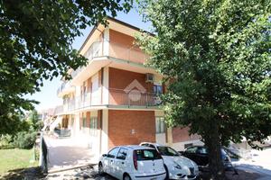 4 LOCALI A PORTO SAN GIORGIO