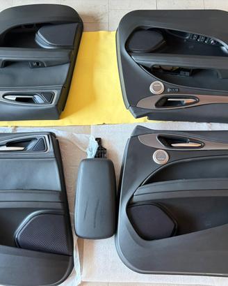 Pannelli porte Alfa Romeo Stelvio + bracciolo