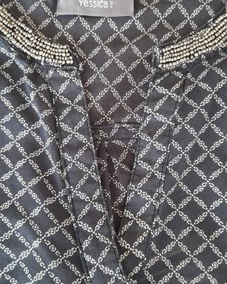 Blusa nera lunga con perline taglia 48