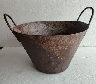 Secchio muratore vintage in ferro