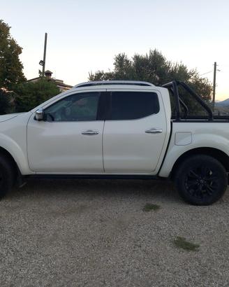Nissan Navara Trek 