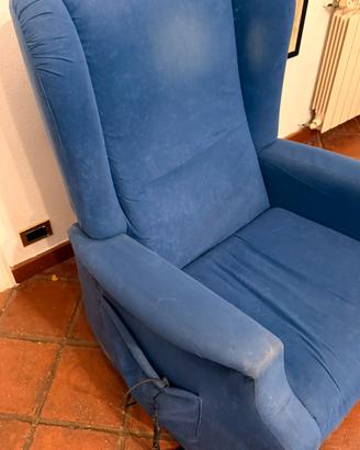 Poltrona elettrica per anziani