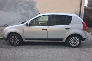 Dacia Sandero  1.4 8V AMBIANCE