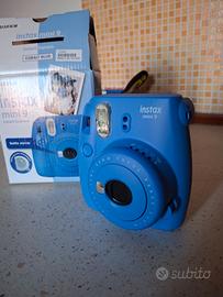 Macchina fotografica istantanea