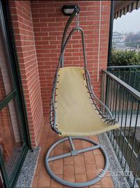 Dondolo sospeso per giardino o terrazzo