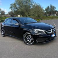 Mercedes Benz Classe A180 AMG PREMIUM