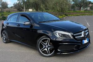 Mercedes Benz Classe A180 AMG PREMIUM