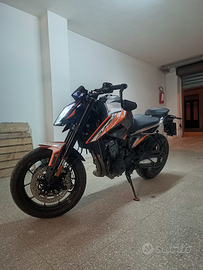 KTM DUKE 790 -35 kW Depo a Libretto- 105 cv