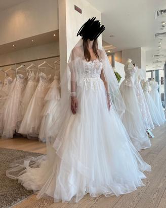 Abito da sposa Nicole spose 2025