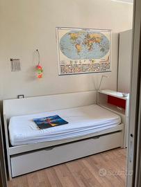 Letto, armadio, scrivania, sedia, libreria ikea