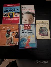 Lotto di libri e riviste sul benessere