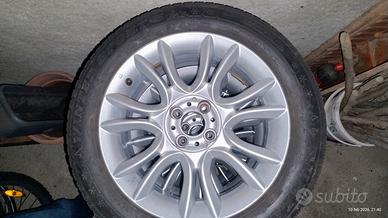 4 pneumatici mis. 205/55 R16 91h su cerchi in lega