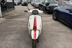 Vespa Sprint 125 3v Racing Sixties