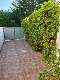 SUL MARE Monolocale climatizz-lavatrice-posto auto