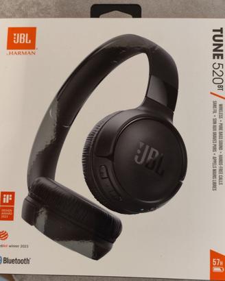 Cuffie JBL Tune 520 BT ancora chiuse