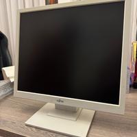 Monitor Fujitsu