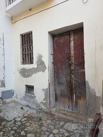 Magazzino deposito garage a san lucido calabria