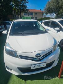 Toyota Yaris 1.0 5 porte Lounge