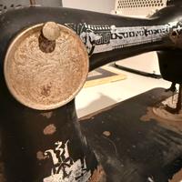 Macchina da Cucire Antica Singer 66K “Lotus”