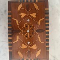 Scatola portagioie in legno