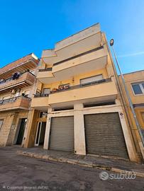 GROTTAGLIE - Appartamento con garage