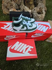 Nike Sneaker Vision Geen