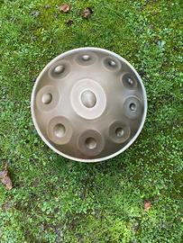 handpan 10 re minore con custodia 