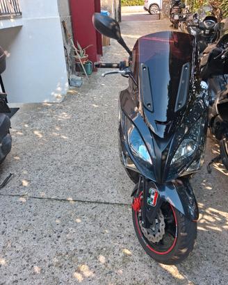 kymco xciting 300 R 