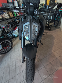 Ktm duke 125