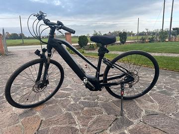E-Bike Bicicletta Elettrica Scott