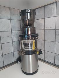 Estrattore di succo Oscar Neo XL Whole Slow Juicer Elettrodomestici In vendita a Milano