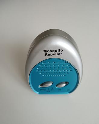 Mosquito repeller ad ultrasuoni