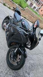cbr 1000 Fireblade 