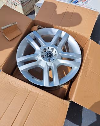 Kit 4 cerchi originali Mercedes Diametro 19 Nuovi